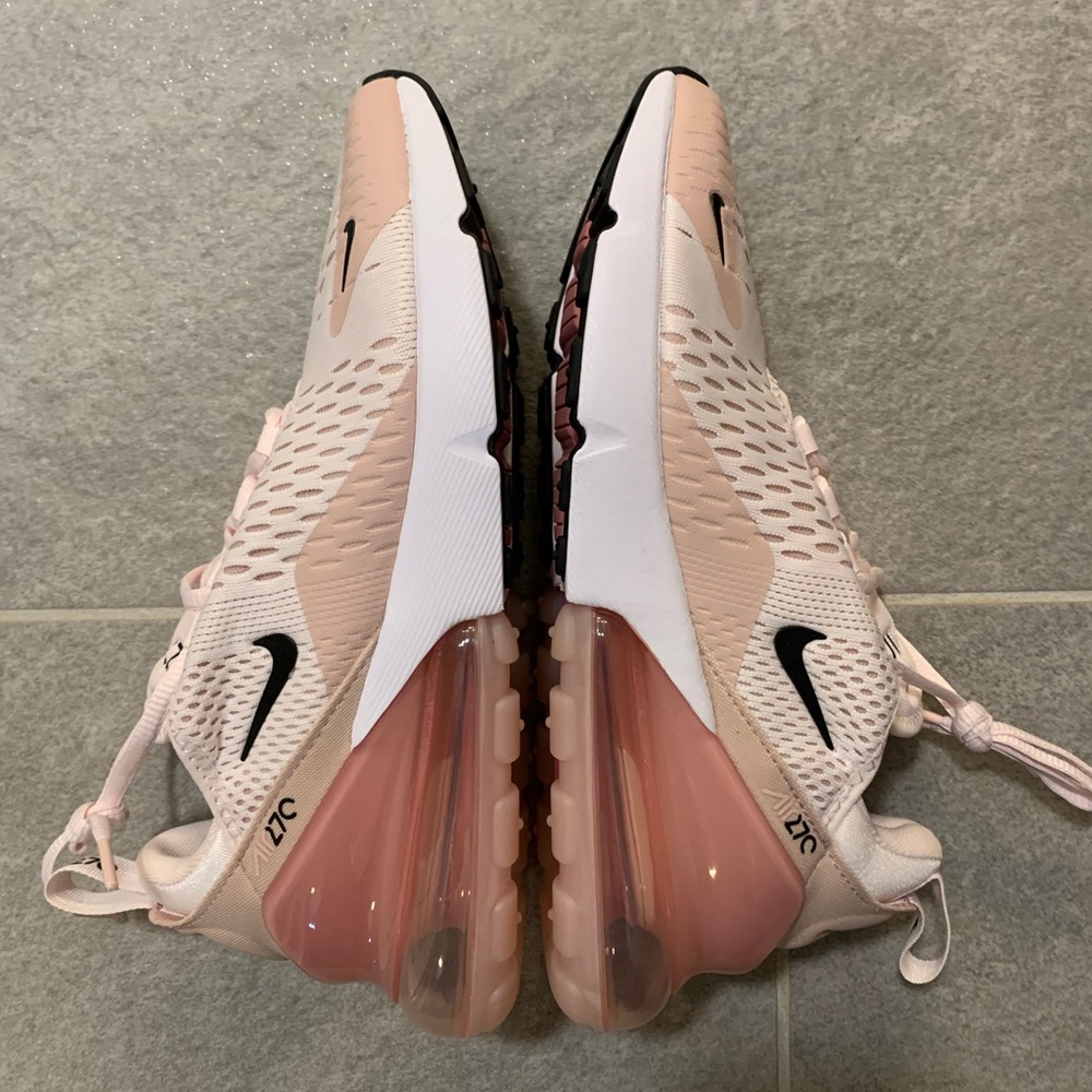 Brand New! Nike Air Max 270 Light Soft Pink
